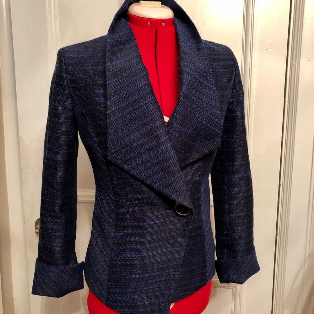 MK Twinhill Stylish Blazer 00 can fit size 2